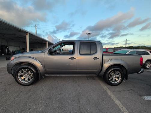 2021 Nissan Frontier SV