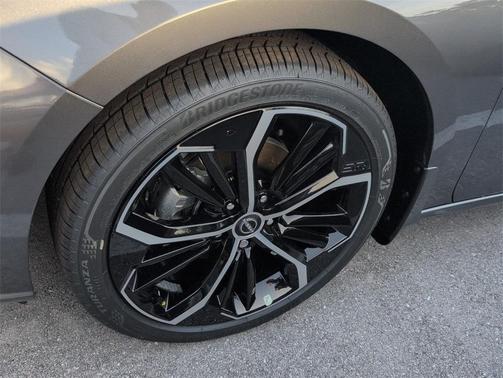 2025 Nissan Altima SR FWD