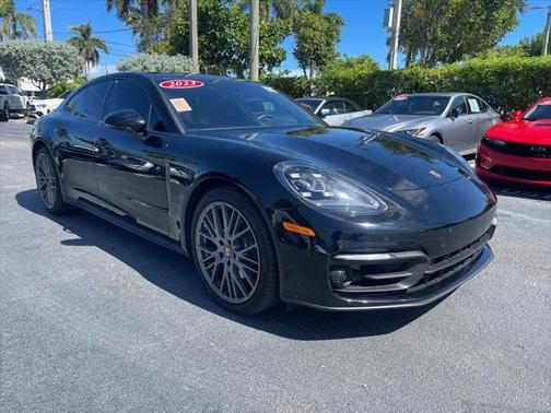 2023 Porsche Panamera Platinum Edition