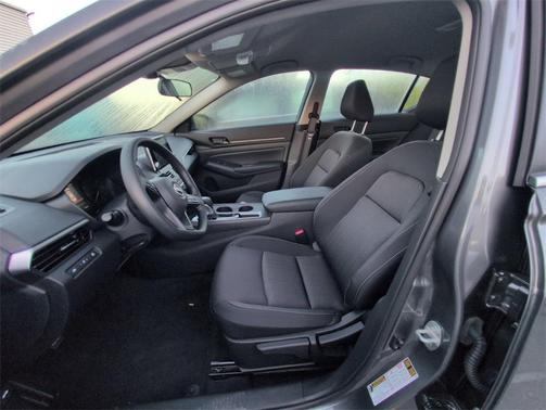 2025 Nissan Altima S FWD
