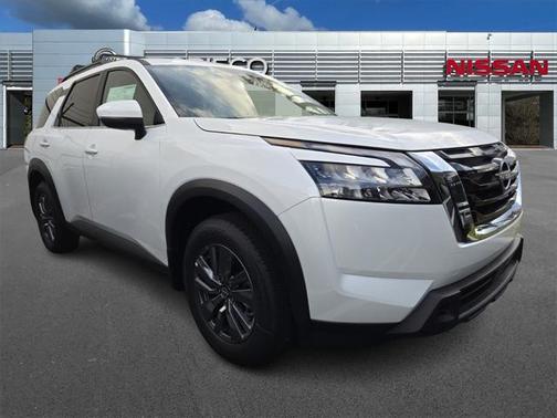 2025 Nissan Pathfinder SV FWD