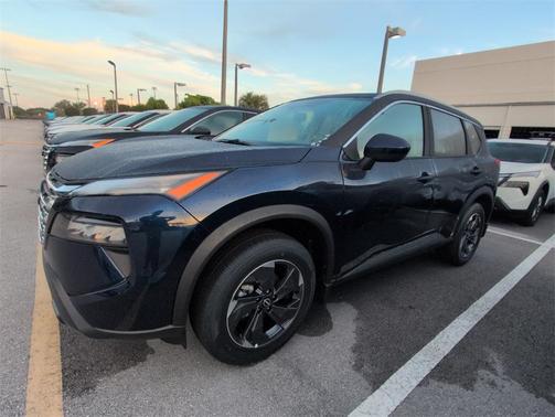 2025 Nissan Rogue SV