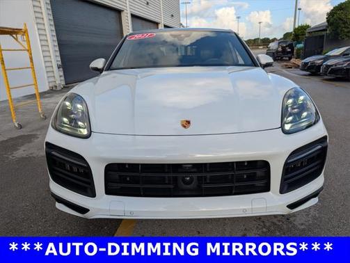 2021 Porsche Cayenne GTS