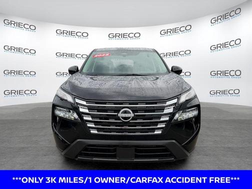 Super Black 2025 Nissan Rogue SV