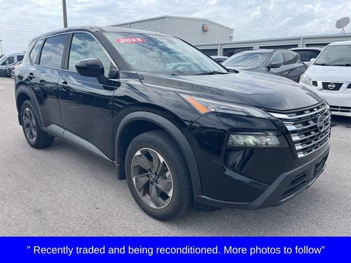 Super Black 2025 Nissan Rogue SV