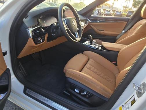 2023 BMW 540 i