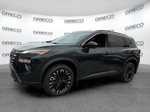 Obsidian Green 2026 Nissan Rogue Dark Armor