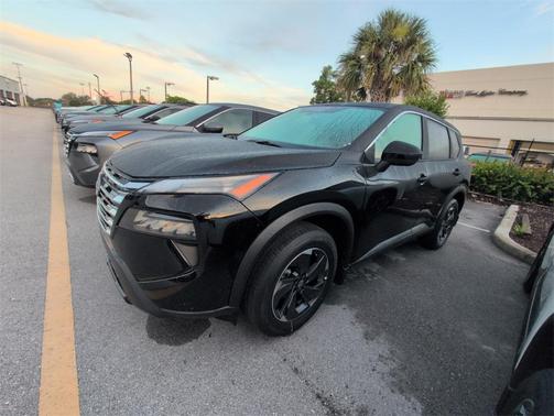 2025 Nissan Rogue SV