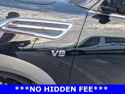 2020 Nissan Armada SV 2WD