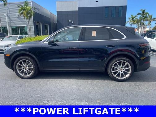 2021 Porsche Cayenne Base
