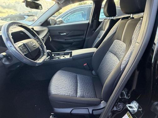 Super Black 2027 Nissan Sentra SV