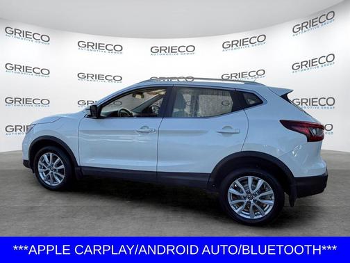 Pearl White Tricoat 2020 Nissan Rogue Sport SV