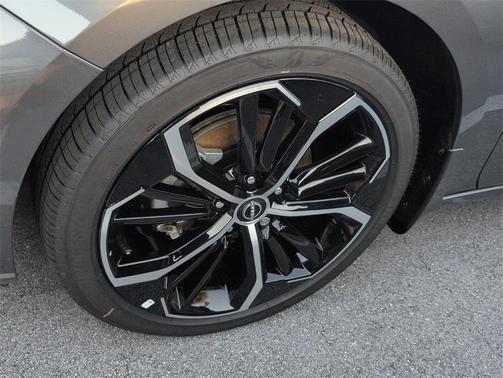 2025 Nissan Altima SR FWD