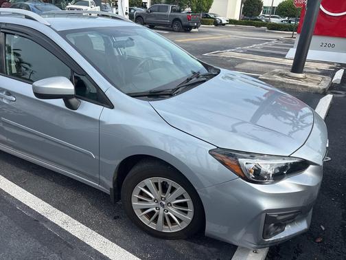 2017 Subaru Impreza 2.0i Premium
