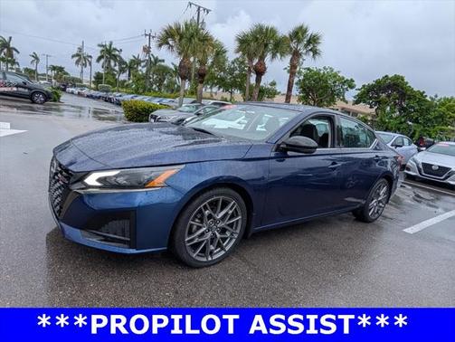 2023 Nissan Altima SR VC-Turbo FWD