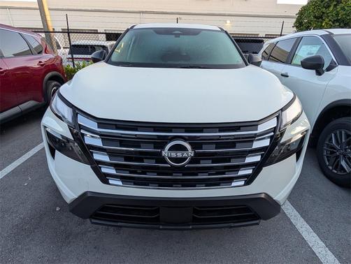 2025 Nissan Rogue S