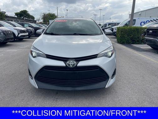 Classic Silver Metallic 2017 Toyota Corolla LE