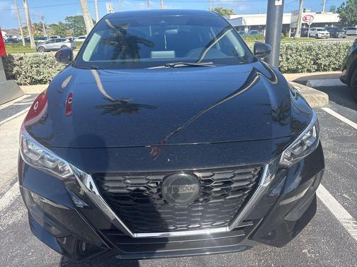 Super Black 2022 Nissan Sentra SV