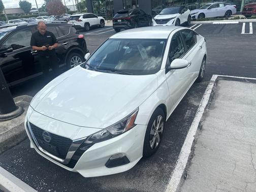 2020 Nissan Altima S FWD