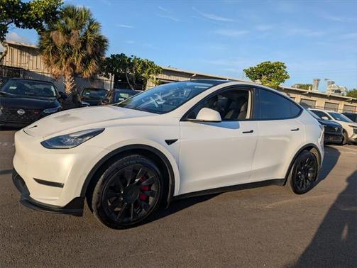 2021 Tesla Model Y Long Range Dual Motor All-Wheel Drive