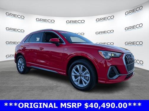 2022 Audi Q3 45 S line Premium