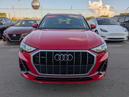 2022 Audi Q3 45 S line Premium