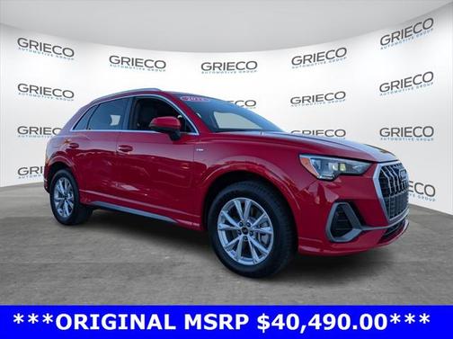 2022 Audi Q3 45 S line Premium