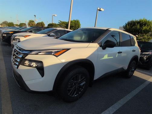 2025 Nissan Rogue S