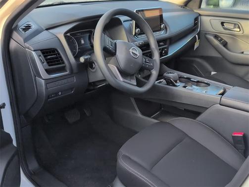 2025 Nissan Rogue S