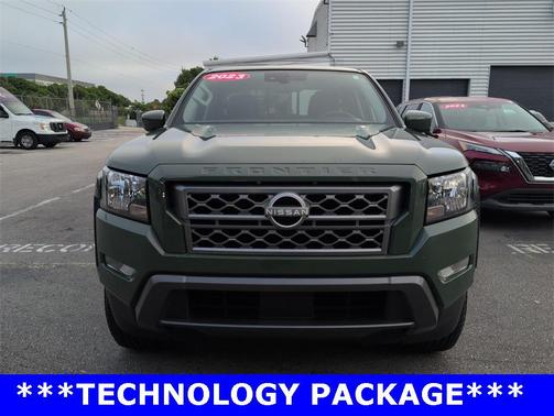 2023 Nissan Frontier SV