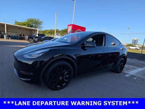 2022 Tesla Model Y Long Range Dual Motor All-Wheel Drive
