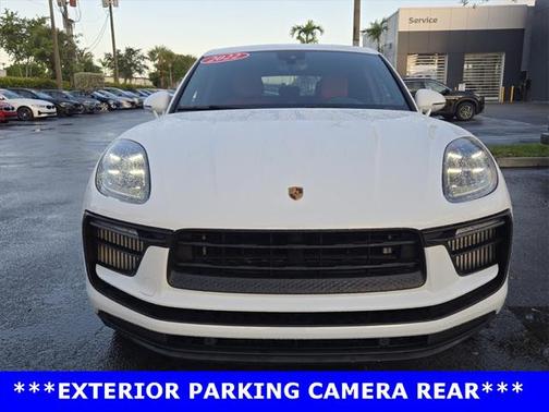 2022 Porsche Macan Base