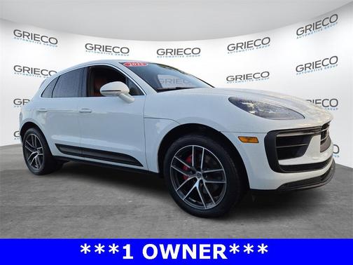 2022 Porsche Macan S