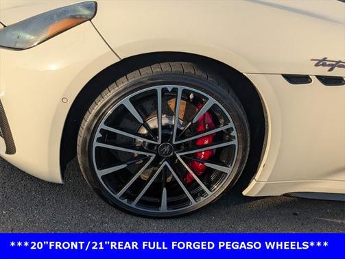 2024 Maserati GranTurismo Trofeo