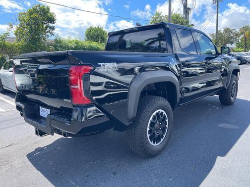 2025 Toyota Tacoma TRD Off Road