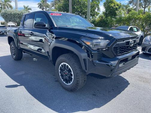 2025 Toyota Tacoma TRD Off Road