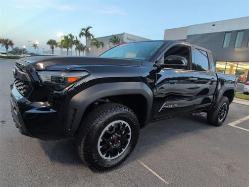 2025 Toyota Tacoma TRD Off Road