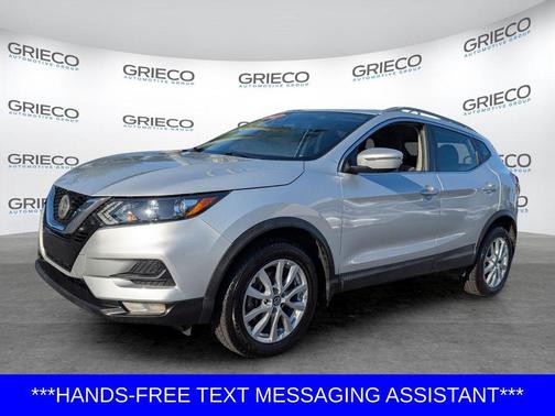 Brilliant Silver Metallic 2021 Nissan Rogue Sport SV