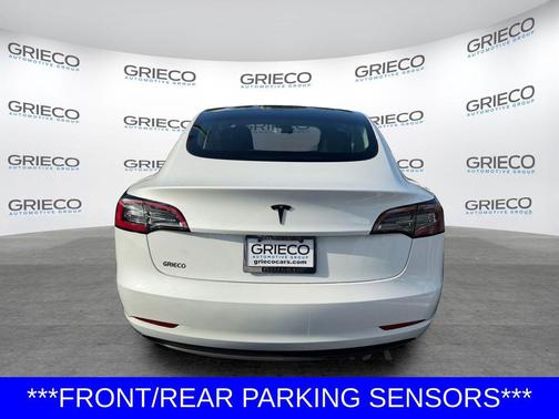 Pearl White Multi-Coat 2023 Tesla Model 3 Standard Range