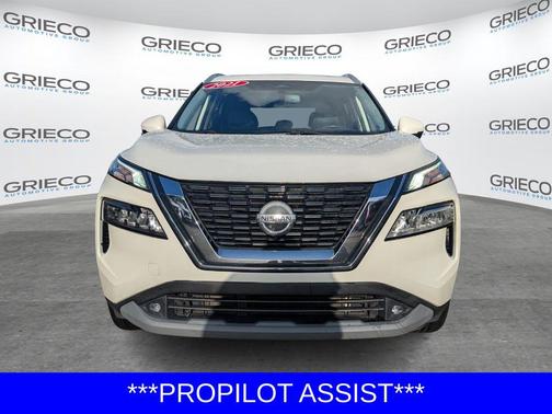 Pearl White Tricoat 2021 Nissan Rogue SL