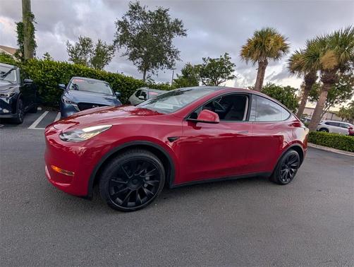 2022 Tesla Model Y Long Range Dual Motor All-Wheel Drive