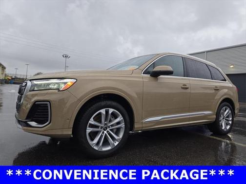 2025 Audi Q7 45 Premium