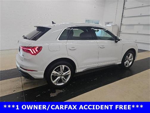 2024 Audi Q3 45 S line Premium Plus