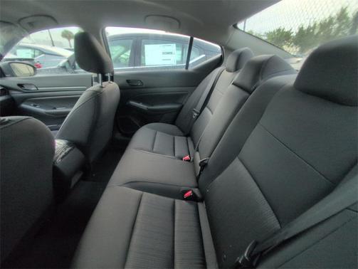 2025 Nissan Altima S FWD