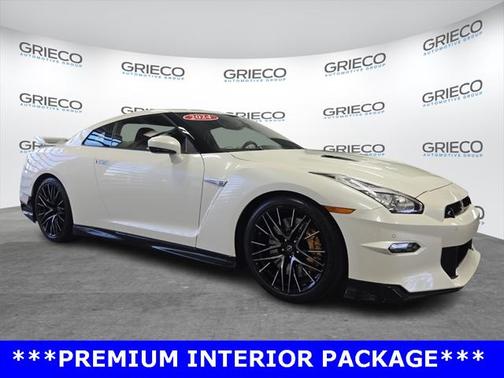 2024 Nissan GT-R Premium Dual-clutch 6-Speed Transmission