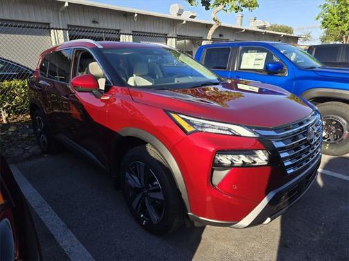 2025 Nissan Rogue SL