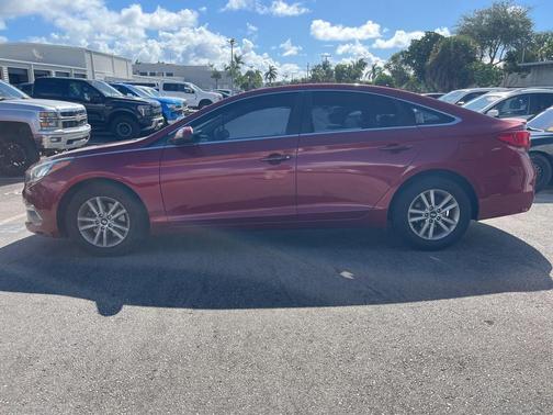 2015 Hyundai SONATA SE