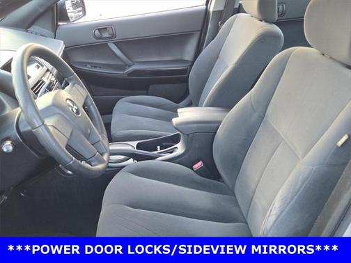 2006 Mitsubishi Galant Base