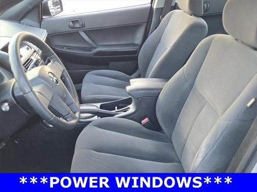 2006 Mitsubishi Galant Base