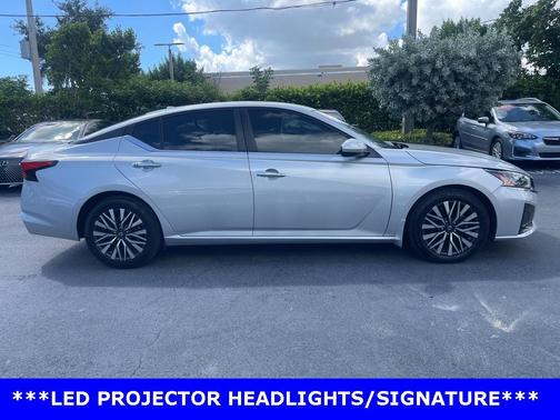 2023 Nissan Altima 2.5 SV